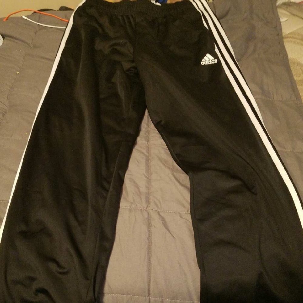 Adidas sweatpants